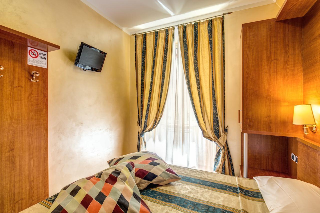 Hotel Maryelen 2 Ρώμη Εξωτερικό φωτογραφία